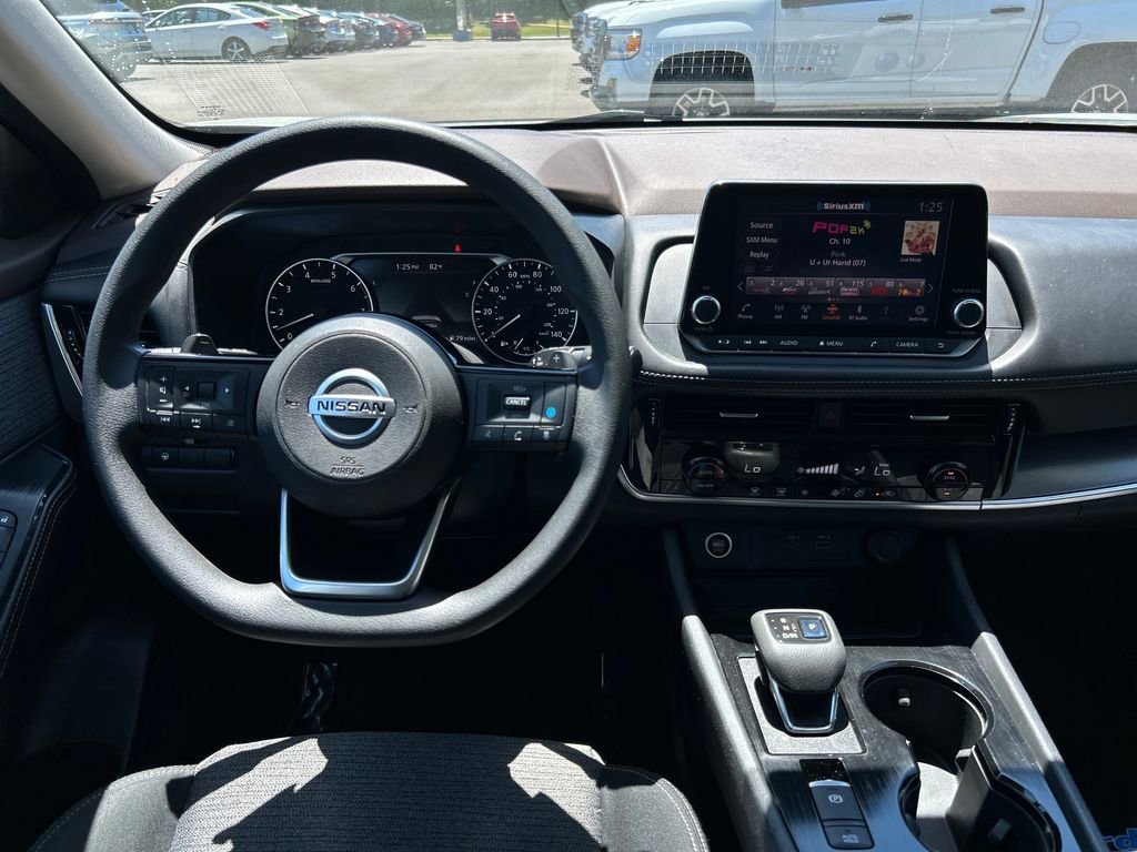 2021 Nissan Rogue SV - Photo 17
