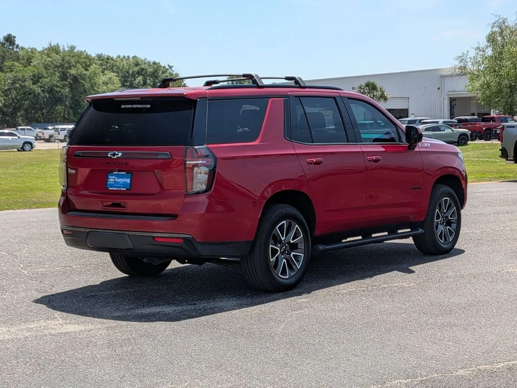 Used 2021 Red Chevrolet Z71 image 5