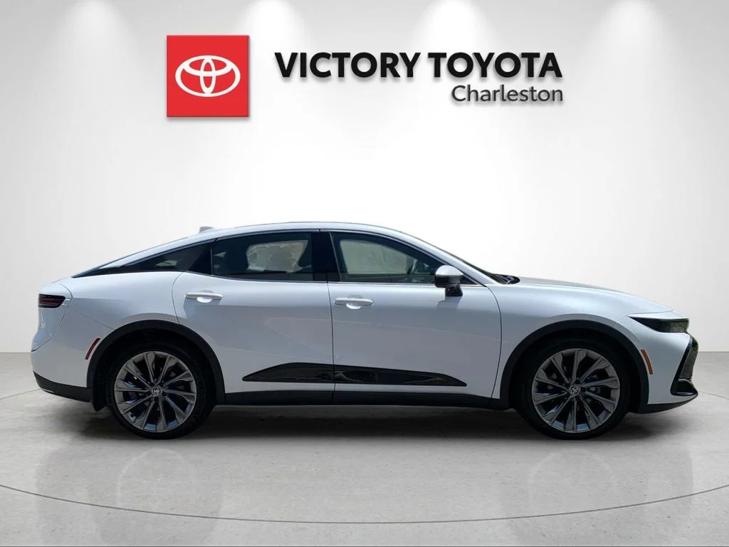Used 2023 White Toyota Limited image 6