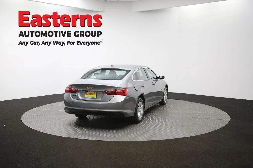 Used 2023 Gray Chevrolet LT image 38