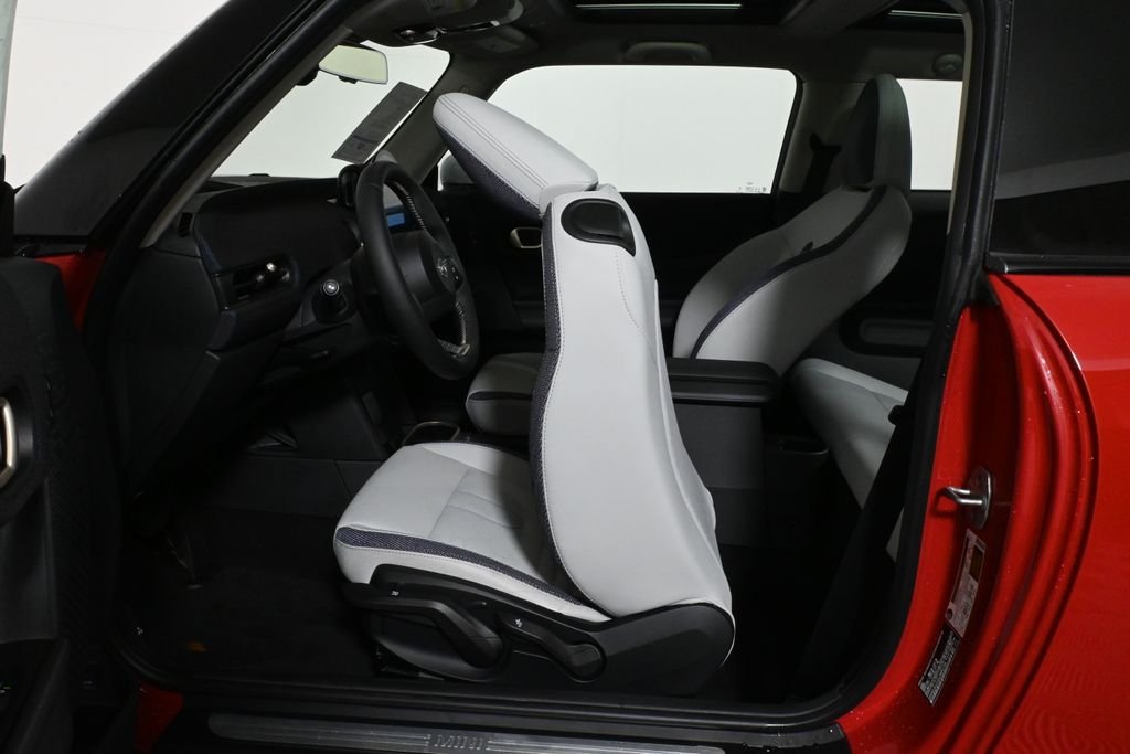 Certified Used 2025 Red MINI  image 31