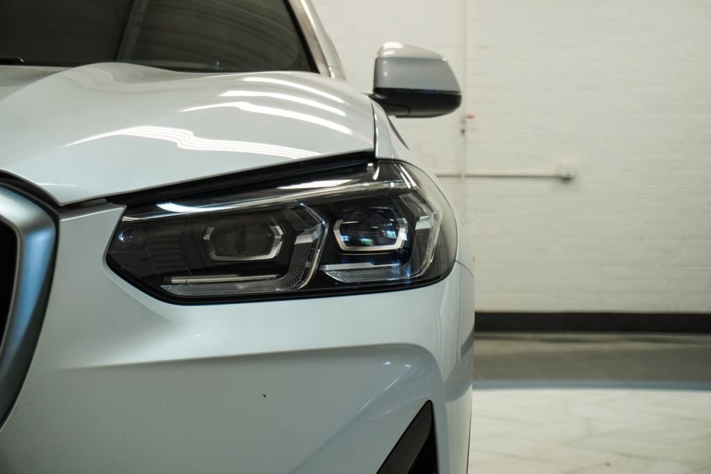 Used 2023 White BMW xDrive30i image 43