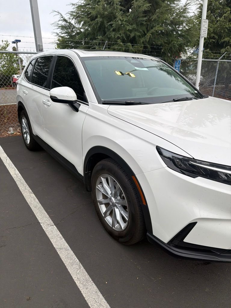 Certified Used 2025 Platinum White Pearl Honda EX image 3
