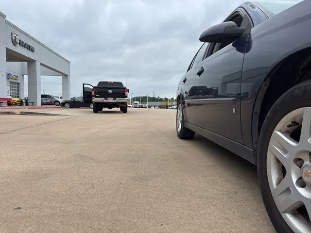 Used 2007 Blue Chevrolet LT image 15