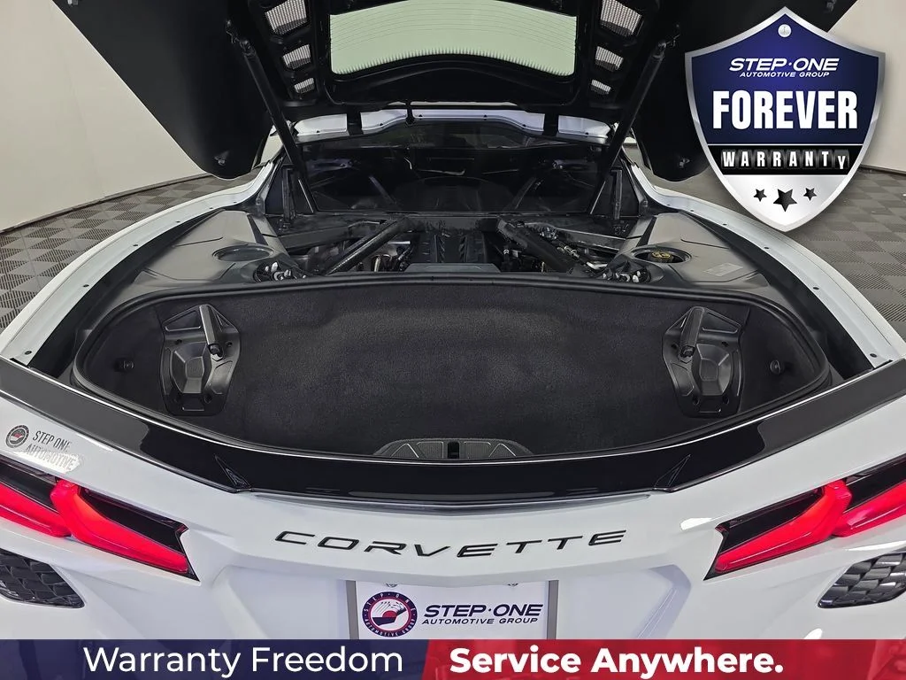 Used 2023 White Chevrolet Stingray image 28