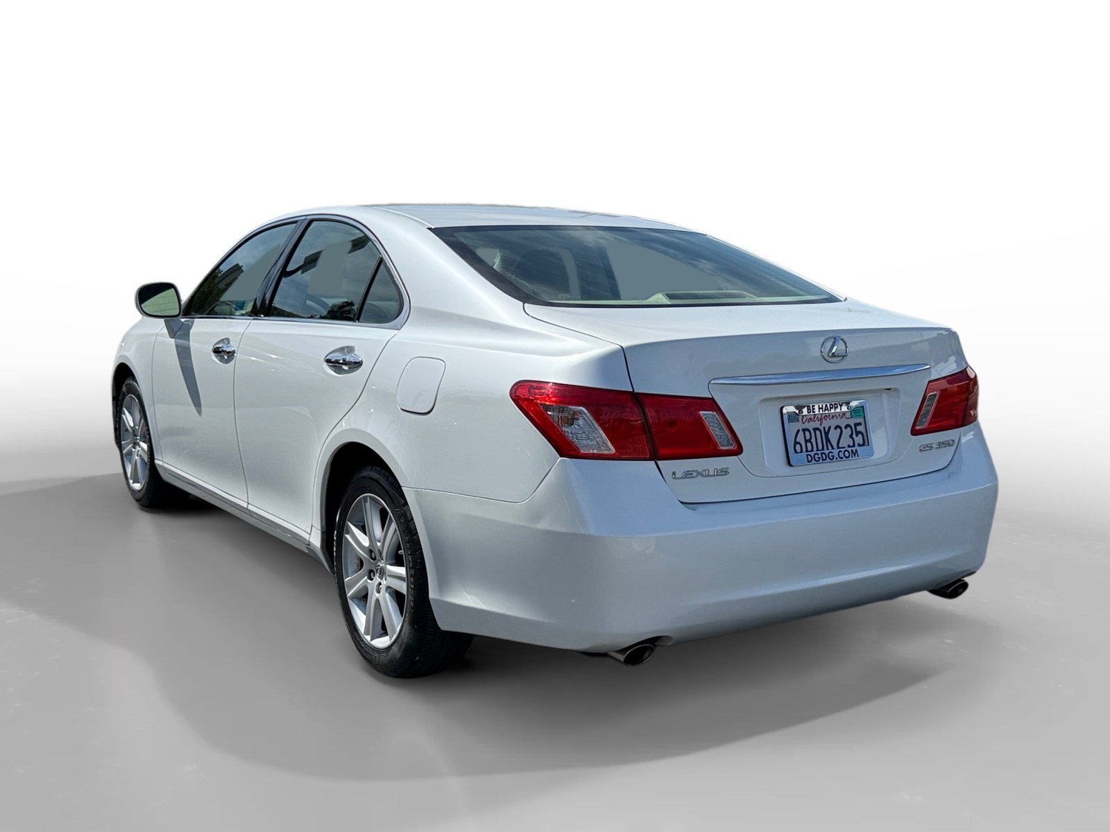 Used 2007 White Lexus 350 image 3