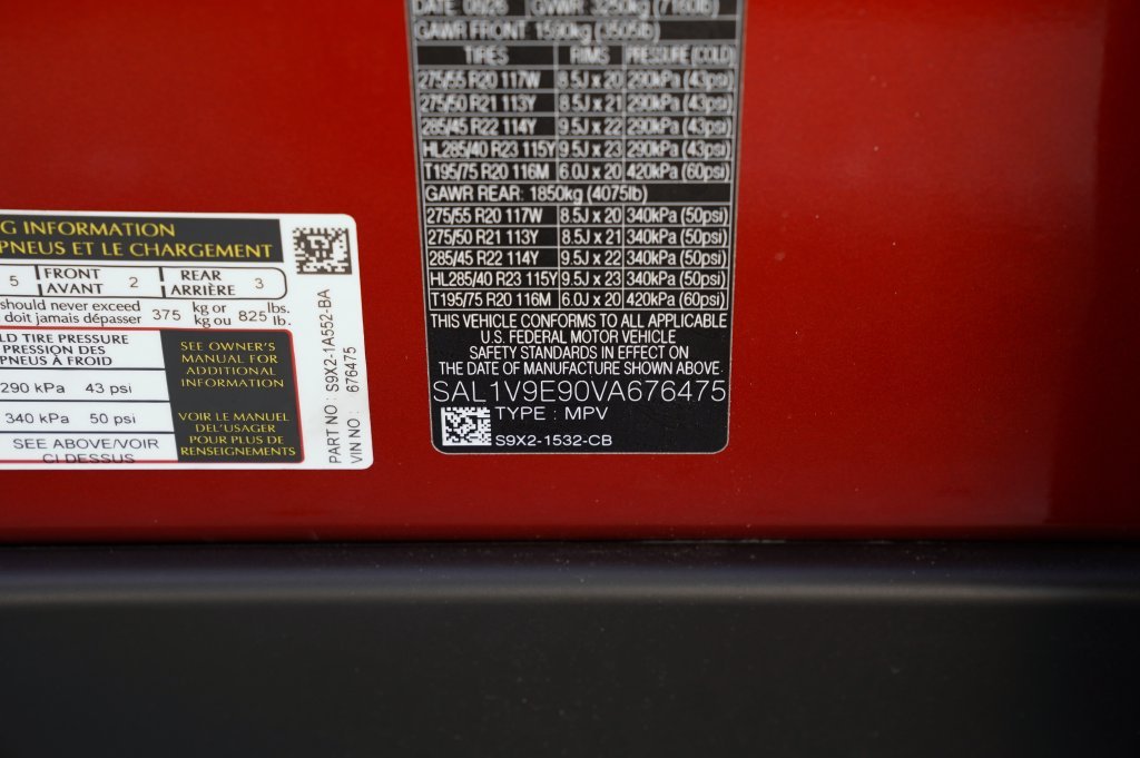 New 2027 Sanguinello Orange in Gloss Finish Land Rover Twenty Edition image 36