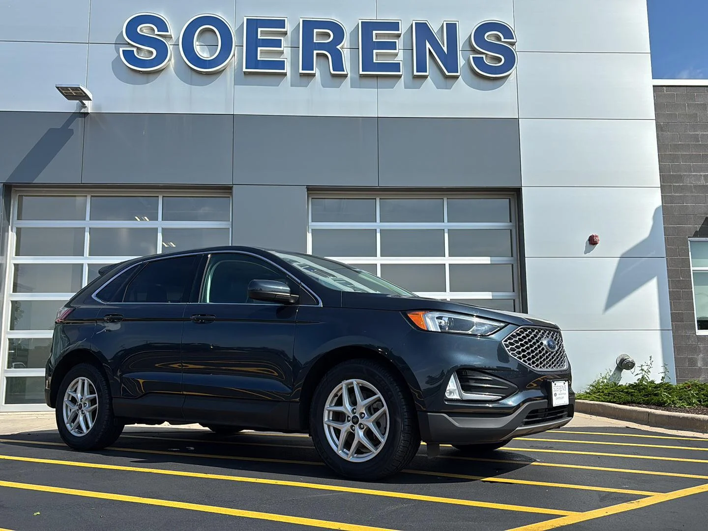 2024 Ford Edge