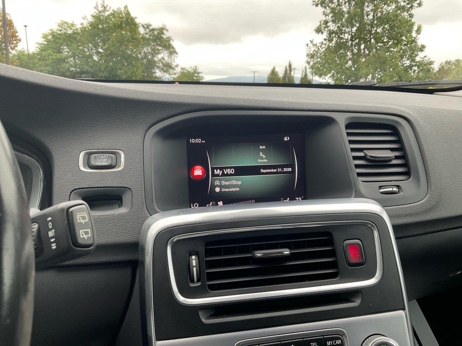 Used 2018 Mussel Blue Metallic Volvo T5PREMIER image 22