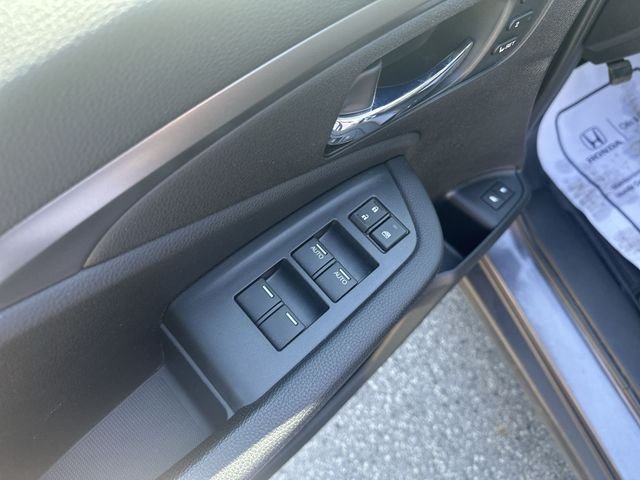 Certified Used 2021  Honda EX-L image 17