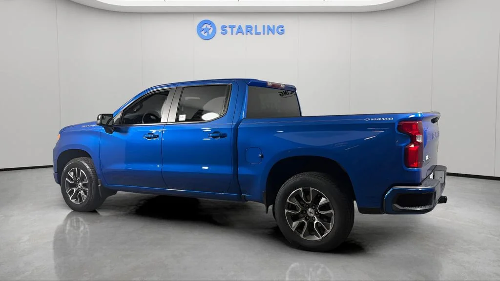 Used 2023 Glacier Blue Metallic Chevrolet RST image 4