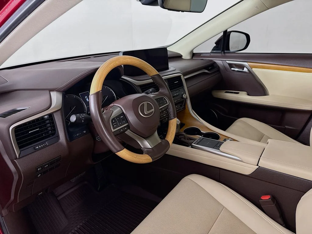 Used 2020 Red Lexus 350 image 4