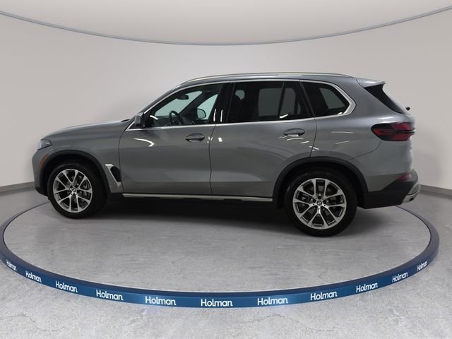 Certified Used 2026 Skyscraper Grey Metallic BMW xDrive40i image 8