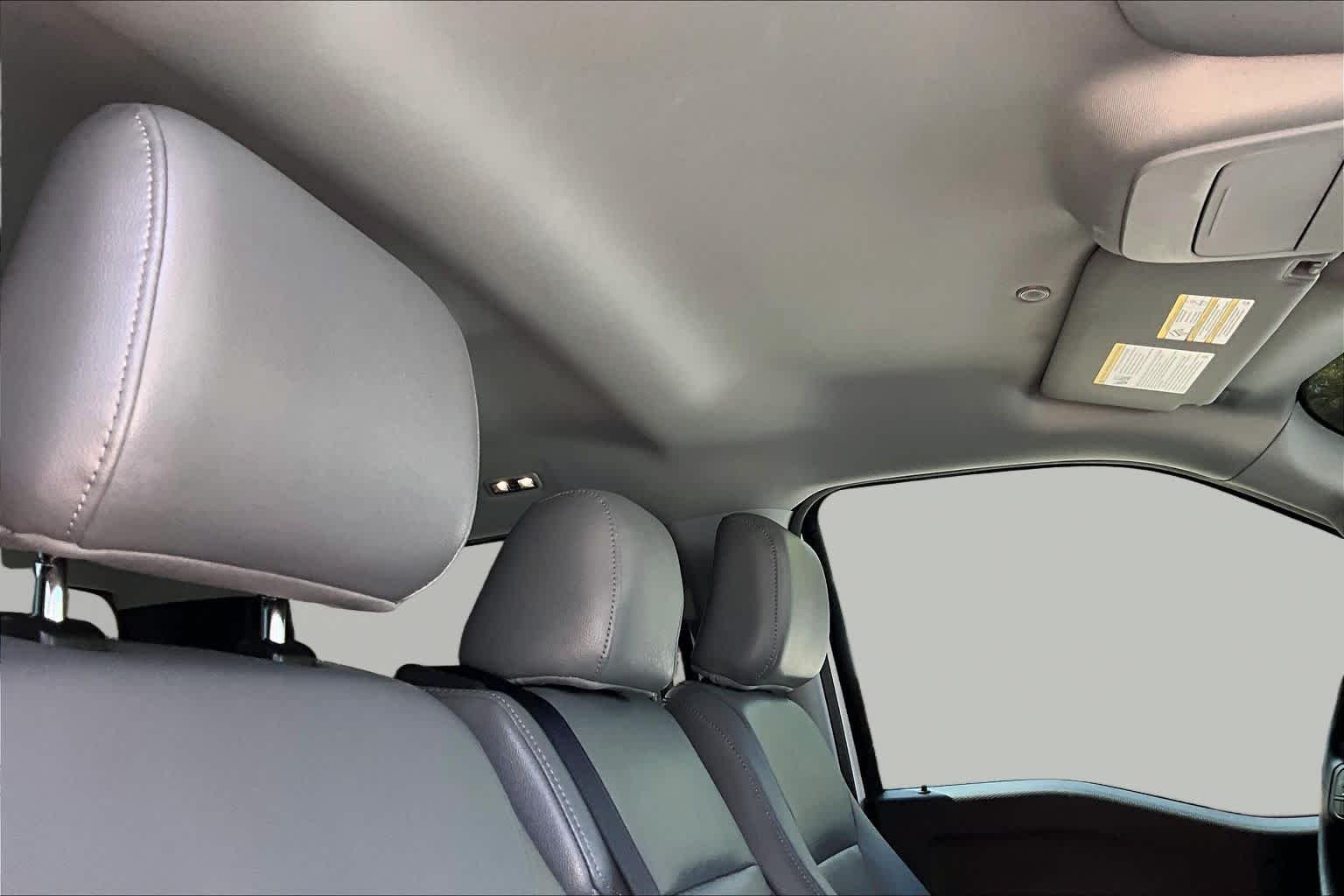 Used 2023 Oxford White Ford XL image 39