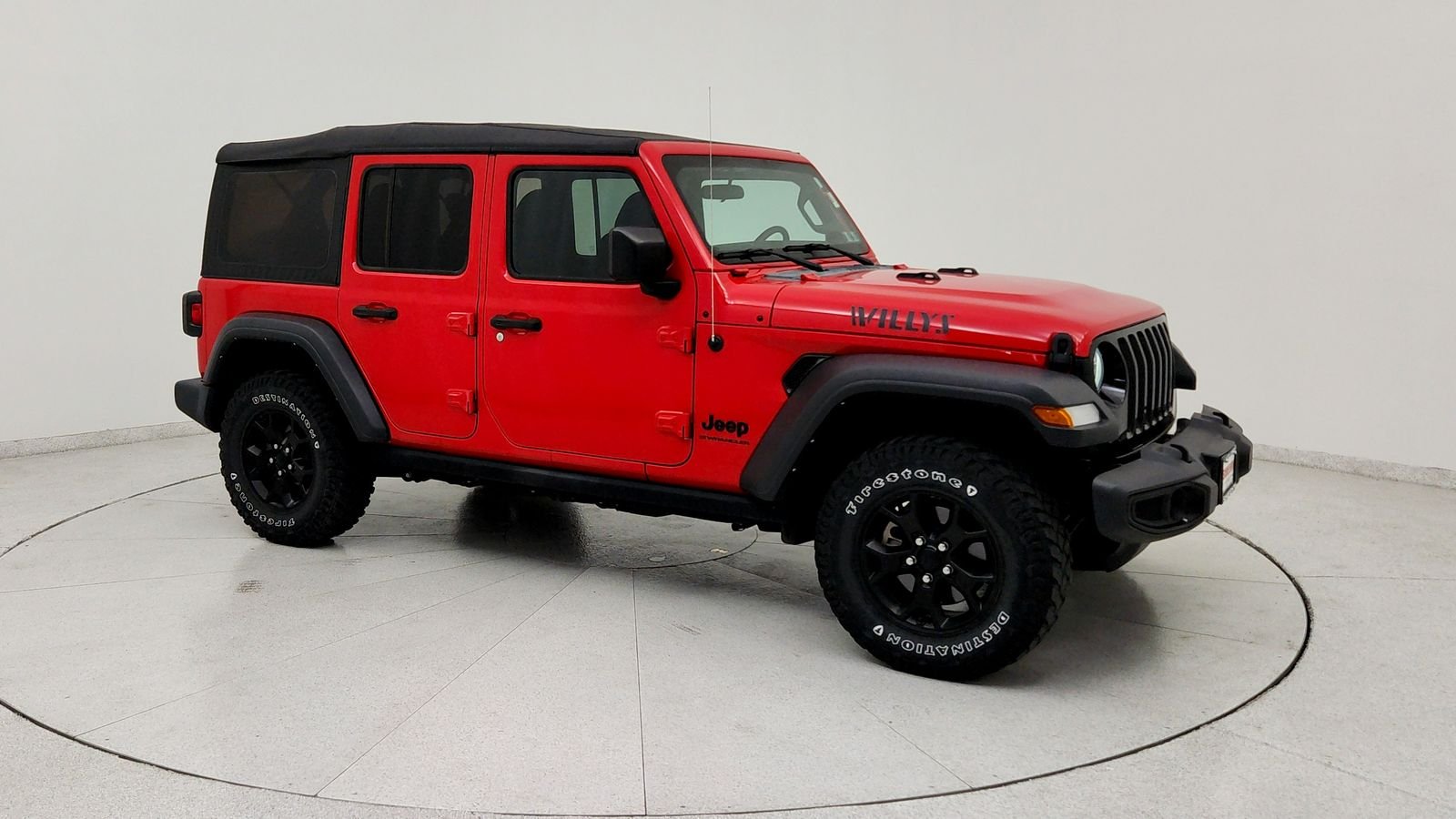 Used 2023 Red Jeep Sport image 9