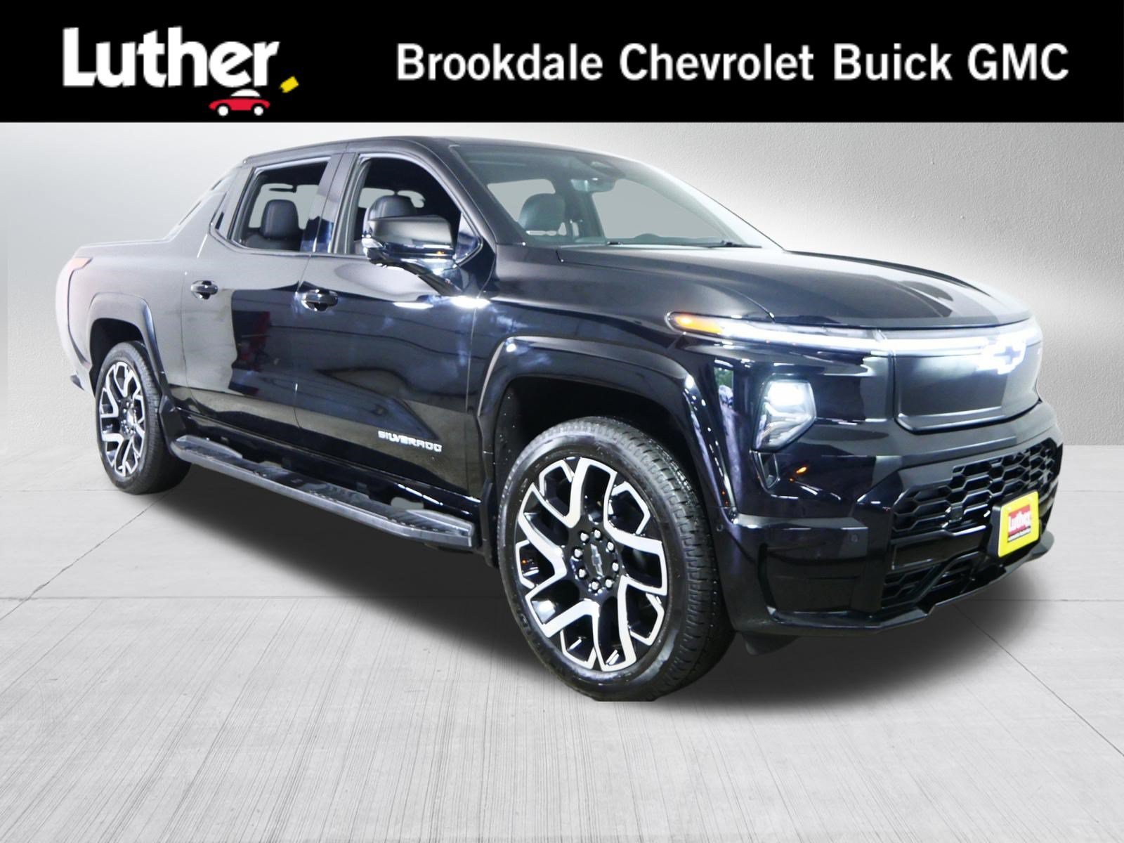 Used 2025 Black Chevrolet RST - Max Range image 1