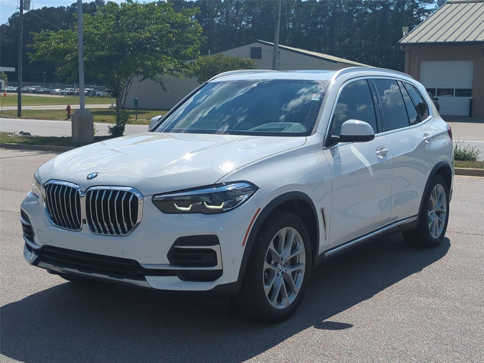 2022 BMW X5 sDrive40i's photo
