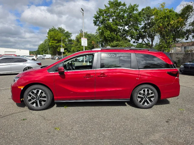New 2027 Radiant Red Metallic II Honda EX-L image 3