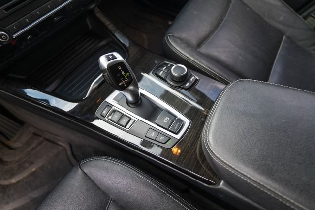 Used 2017 Space Gray Metallic BMW xDrive28i image 25