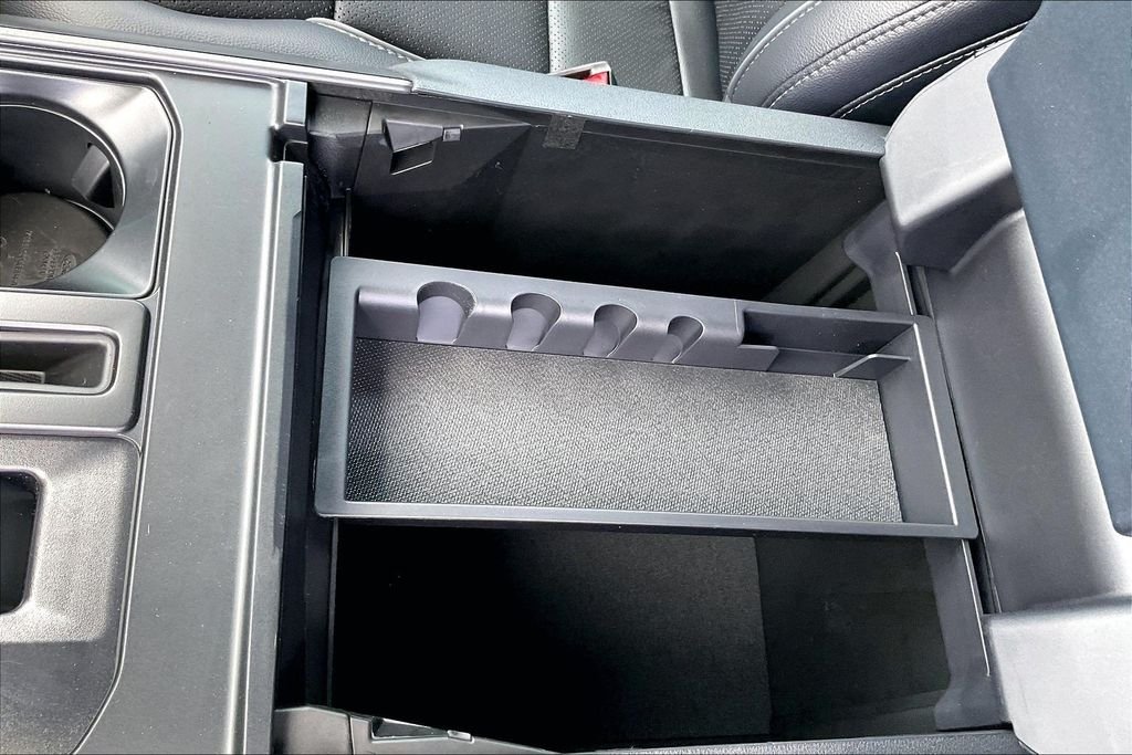 New 2026 White Ford Lariat image 19