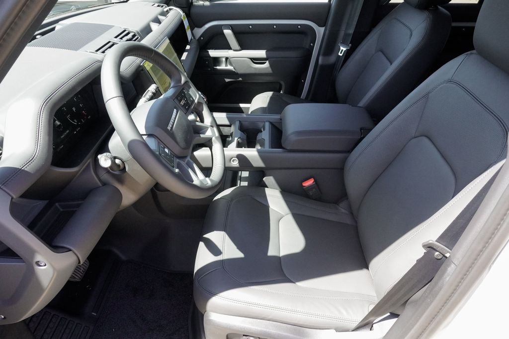 New 2026 Borasco Grey Land Rover X-Dynamic SE image 19