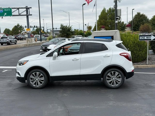 Used 2019 (Includes (CM5) Black Carbon Metallic lower exterior accent color, Paint code W700S.) Buick Preferred image 2
