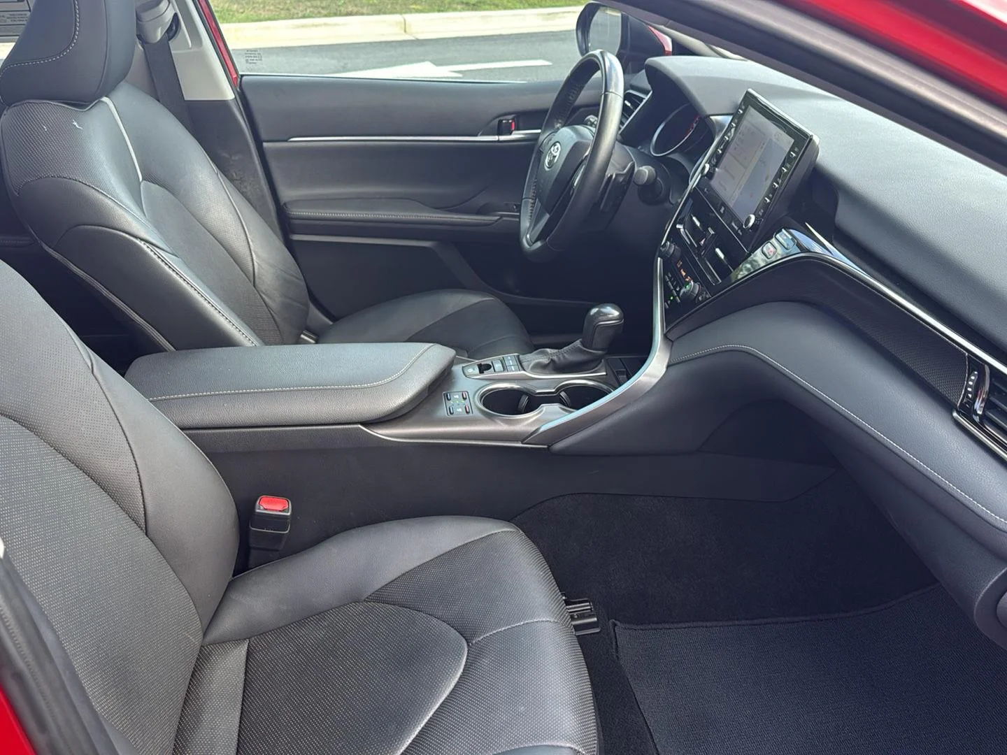 Used 2024 Supersonic Red Toyota XSE V6 image 26
