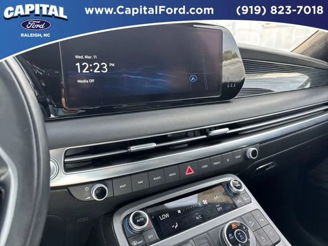 Used 2024 Black Hyundai Calligraphy image 30