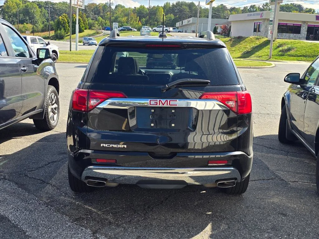 Used 2019 Black GMC Denali image 12