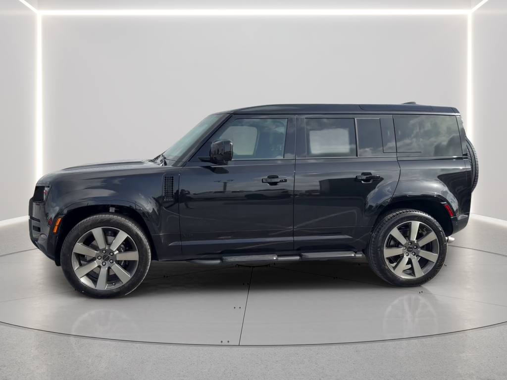 New 2026 Santorini Black Land Rover V8 image 8