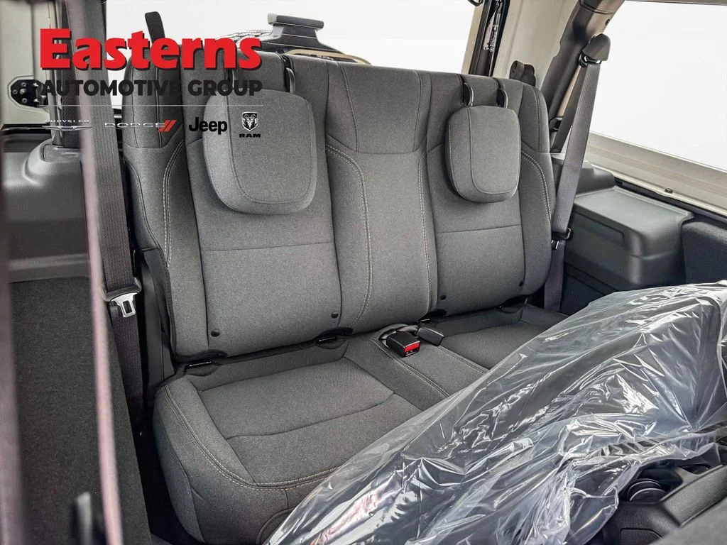 New 2026 Granite Crystal Metallic Clear-Coat Exterior Paint Jeep Willys image 22