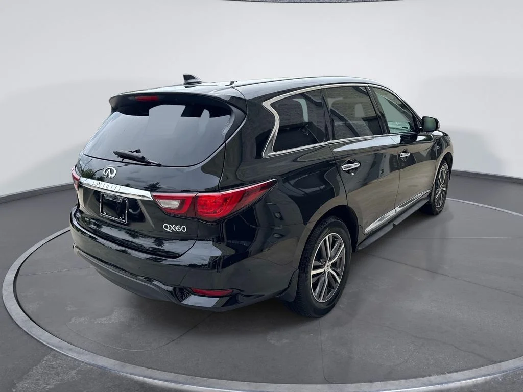 Used 2019 Black INFINITI PURE image 7