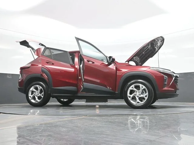 Used 2024 Red Chevrolet LS image 31