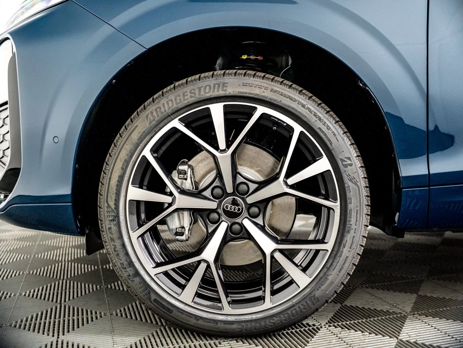 New 2026 Malpelo Blue Metallic Audi S line image 6
