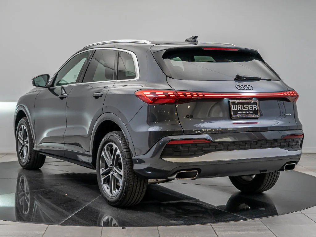 Used 2025 Tambora Gray Metallic Audi 2.0T Premium Plus image 6
