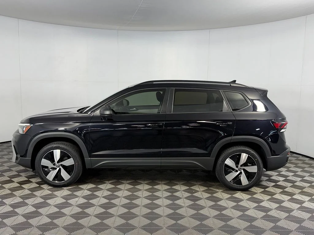 Certified Used 2025 Black Volkswagen 1.5T S image 10