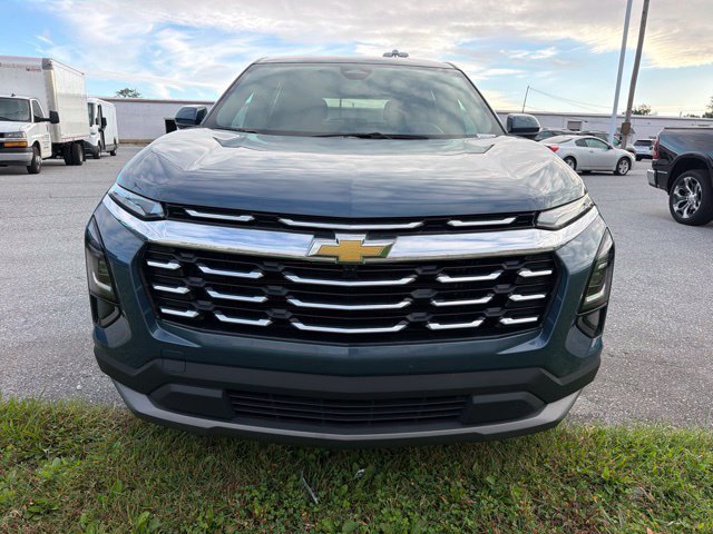Used 2025 Lakeshore Blue Chevrolet LT image 2