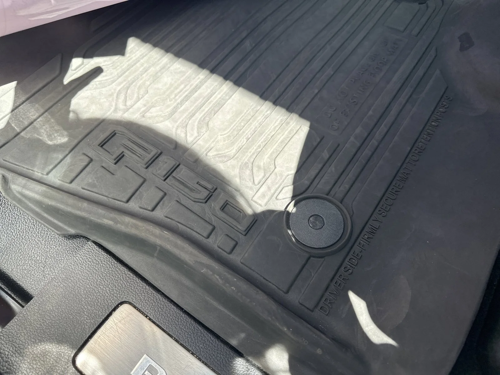Used 2020 Black Ford Platinum image 25