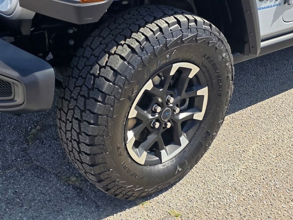 Used 2024 Silver Jeep Rubicon 4xe image 11