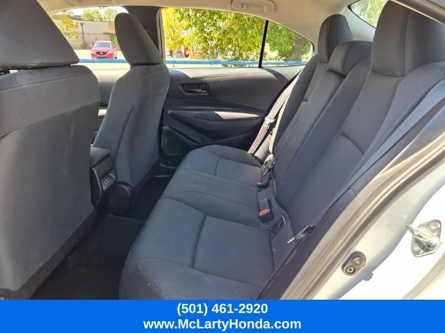 Used 2025 White Toyota LE image 11