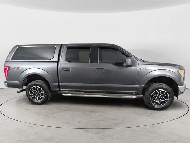 Used 2017 Magnetic Ford XLT image 6