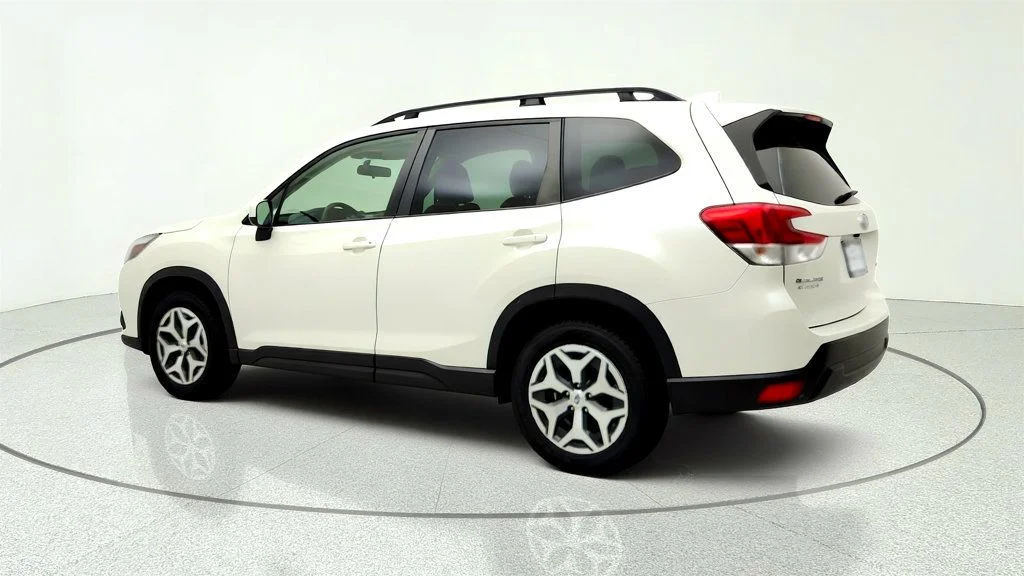 Used 2022 Crystal White Pearl Subaru Premium CVT w/ Blind Spot Detection & Power Rear Gate image 7