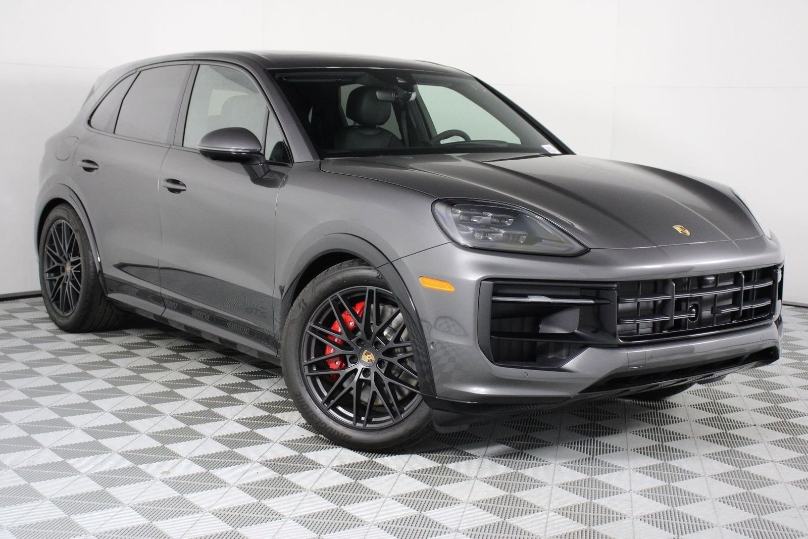 New 2026 Quartzite Grey Metallic Porsche GTS image 9