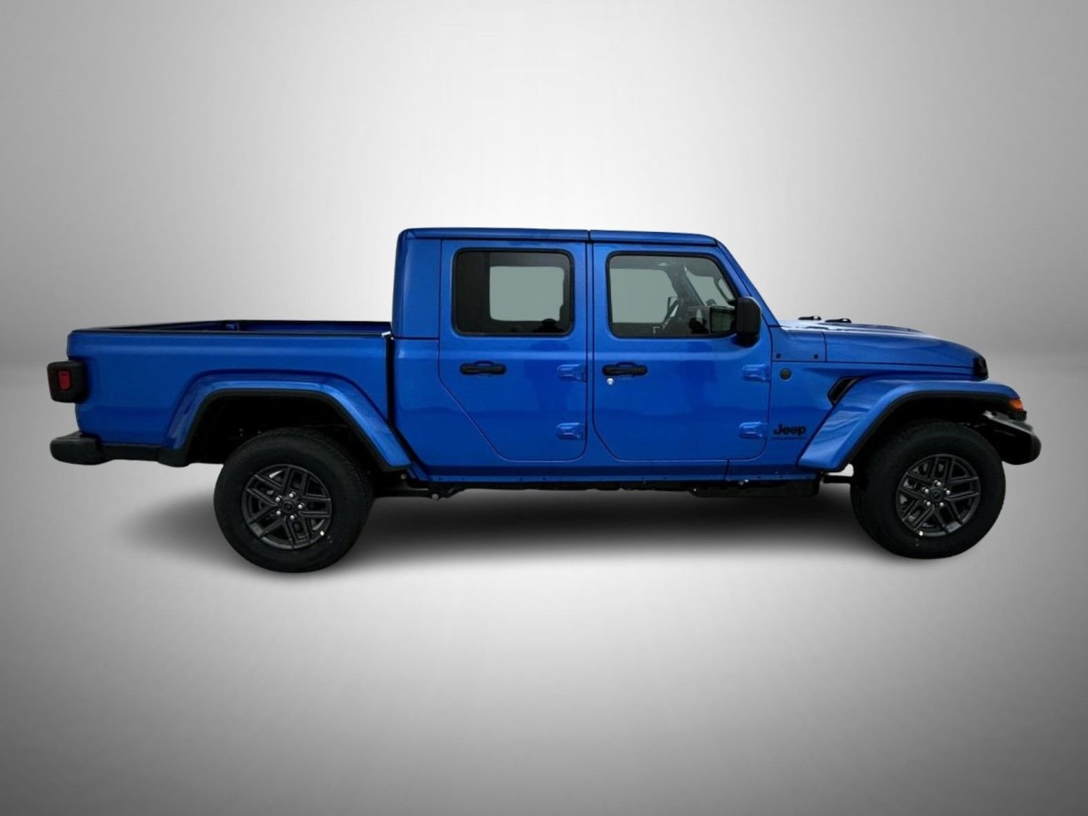 New 2026 Hydro Blue Pearl-Coat Exterior Paint Jeep Sport S image 4