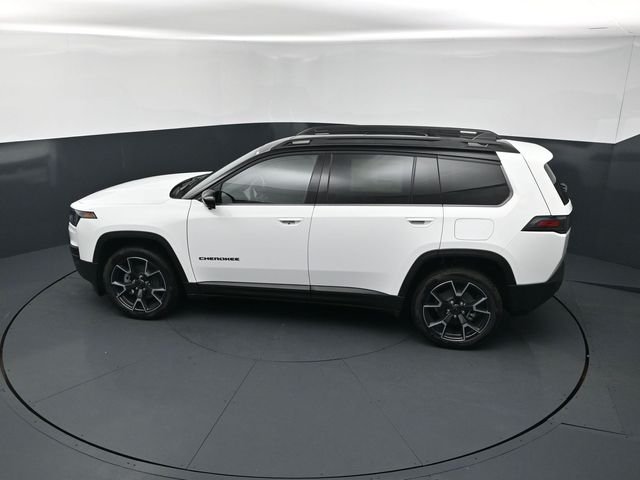 New 2026 Bright White Clear-Coat Exterior Paint Jeep Overland image 15