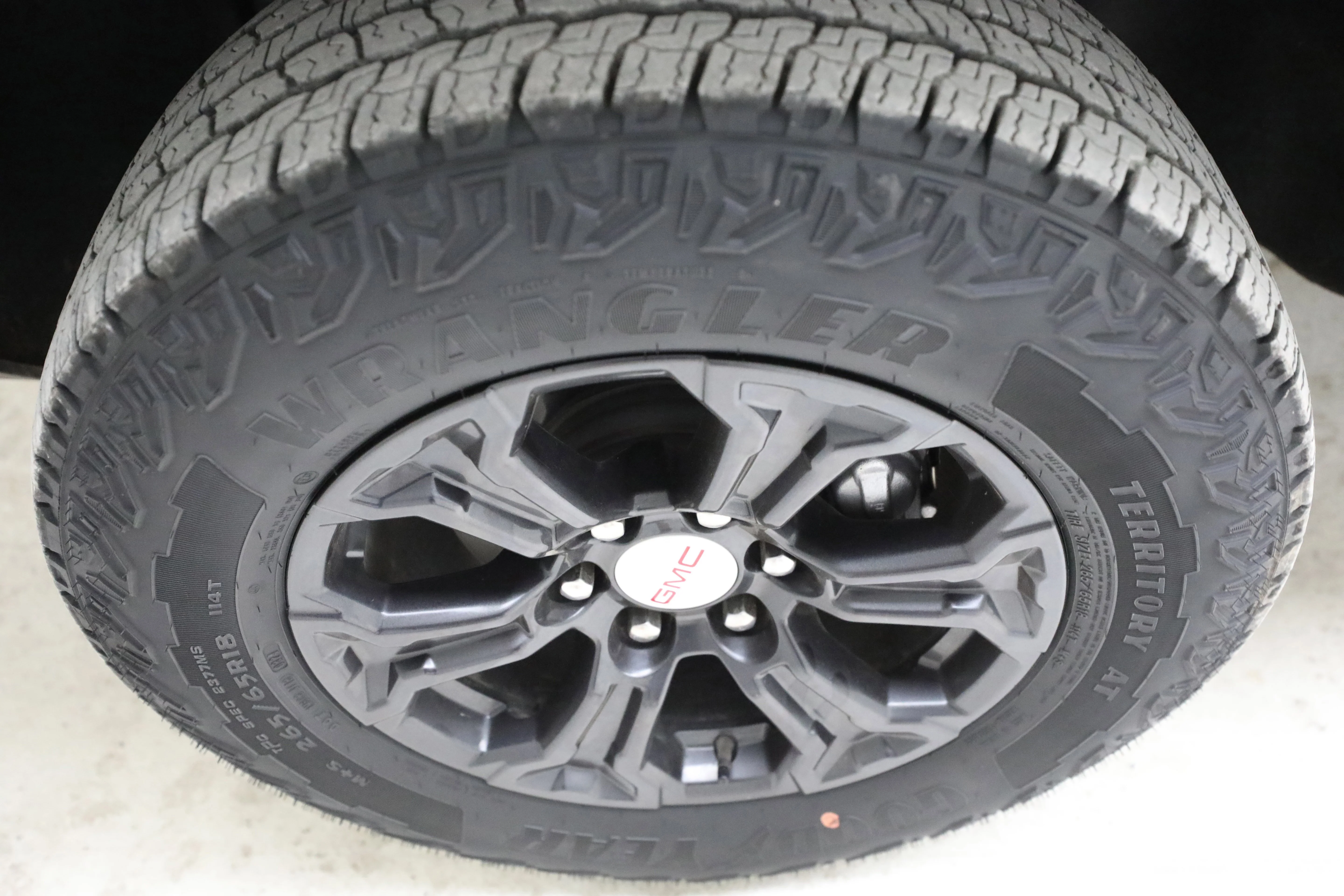 Pre-Owned 2024 GMC Canyon Elevation Crew Cab 2WD