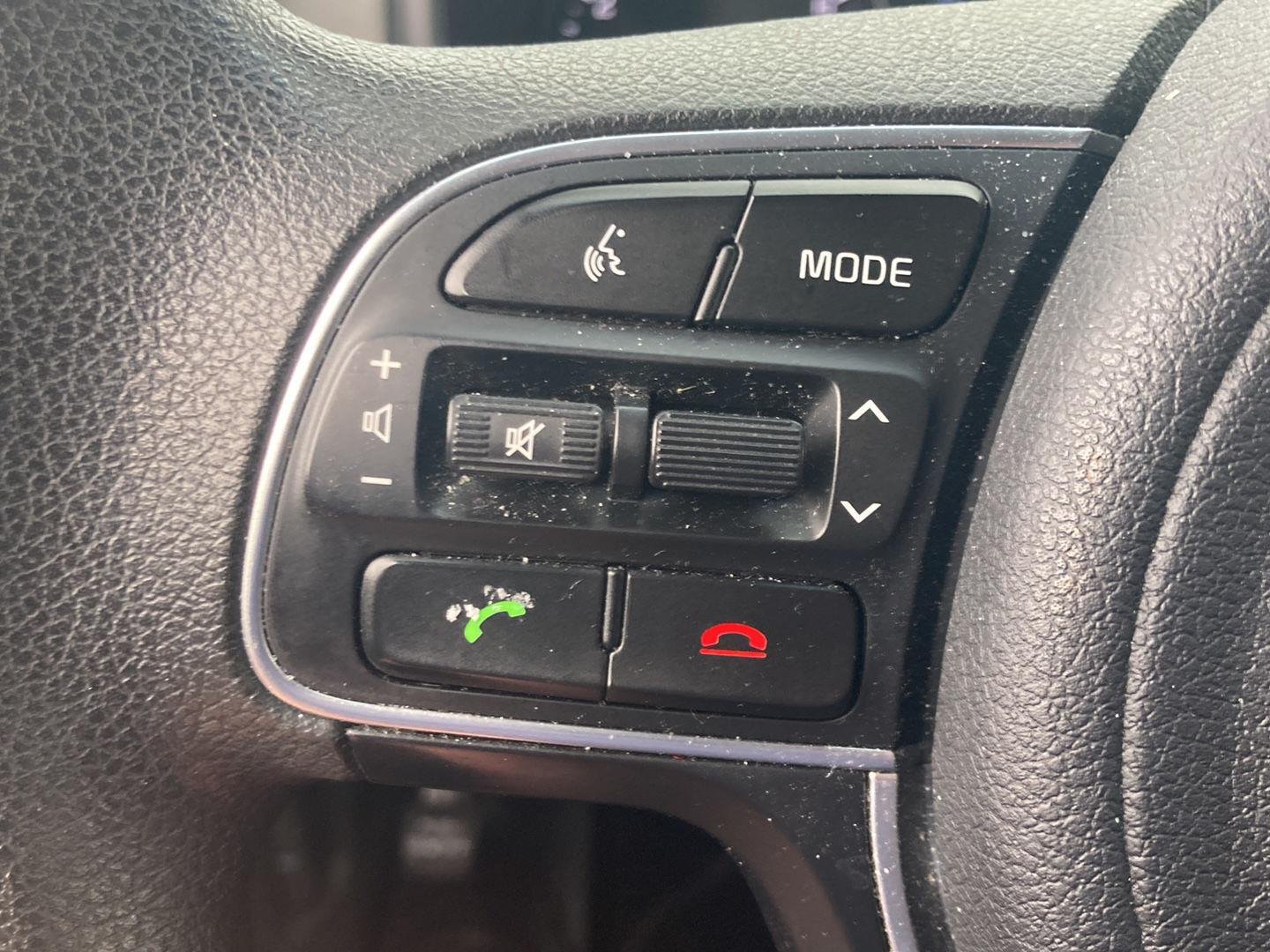 Used 2019 Sparkling Silver Kia LX image 15
