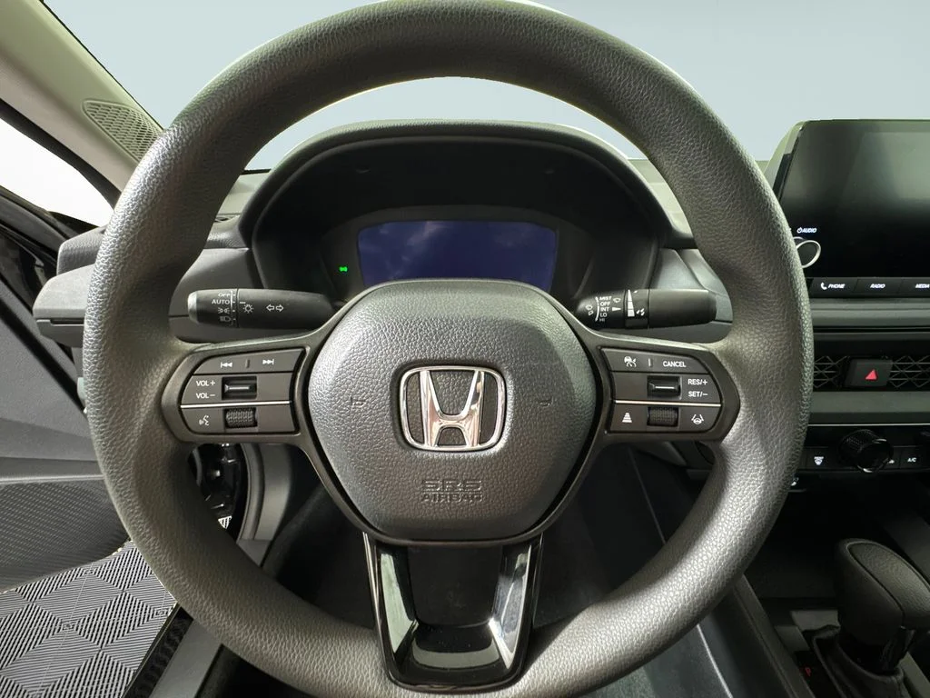Certified Used 2025 Crystal Black Pearl Honda 1.5T SE image 26