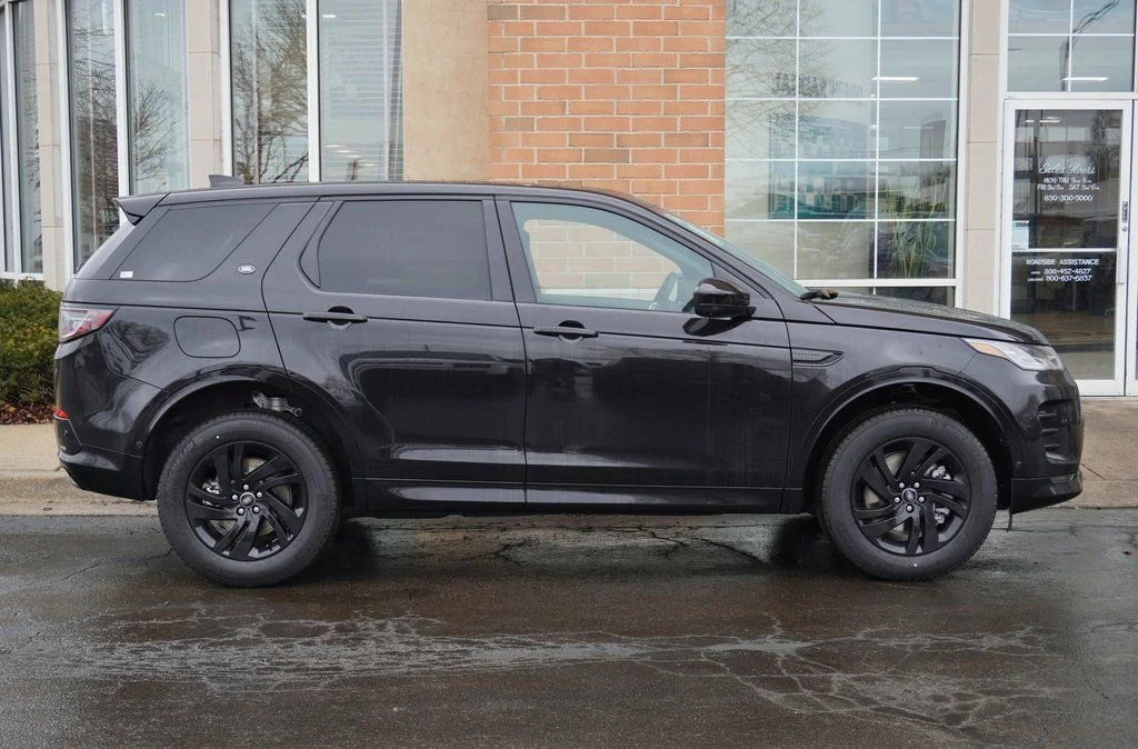 New 2026 Santorini Black Land Rover Landmark image 8