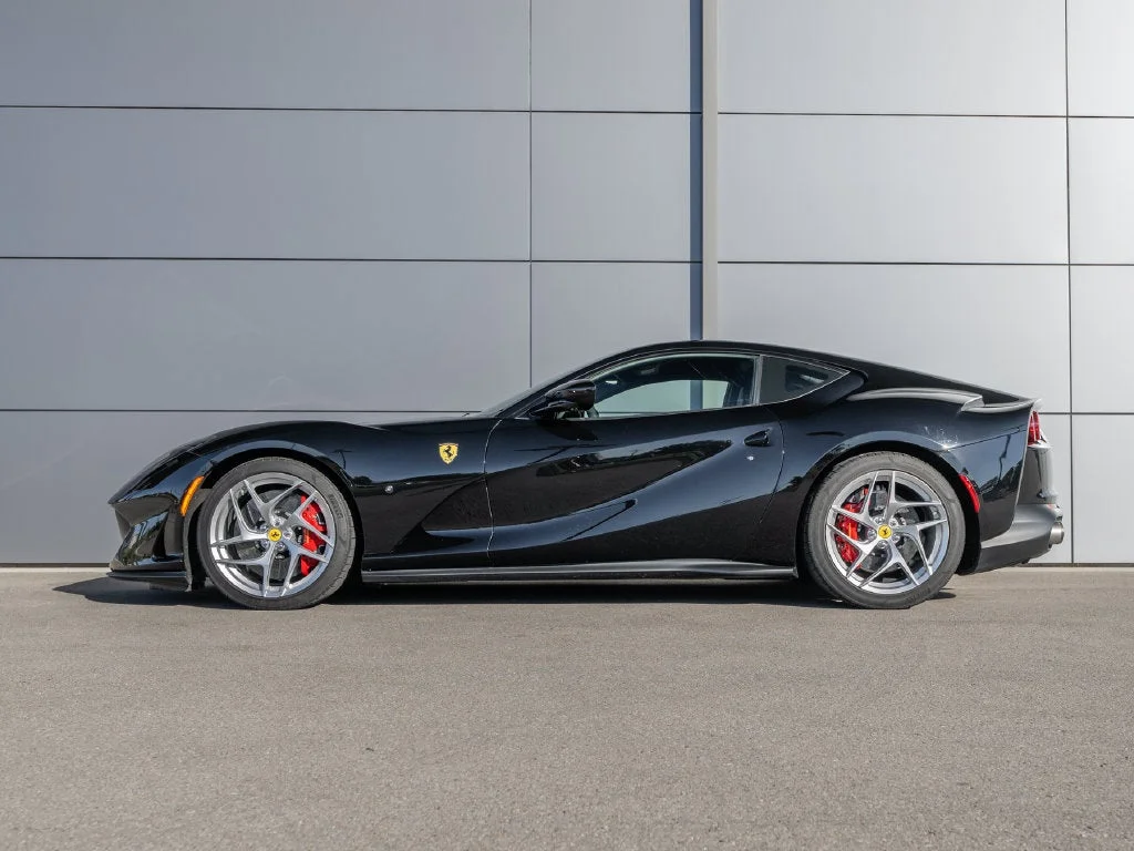 Certified Used 2020 Nero Ferrari Base image 10